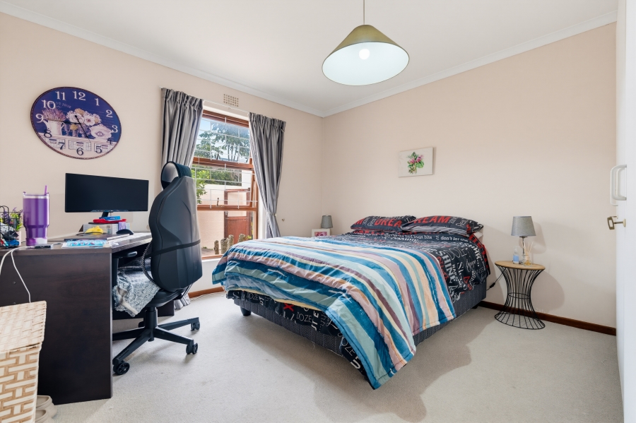 3 Bedroom Property for Sale in Edgemead Western Cape
